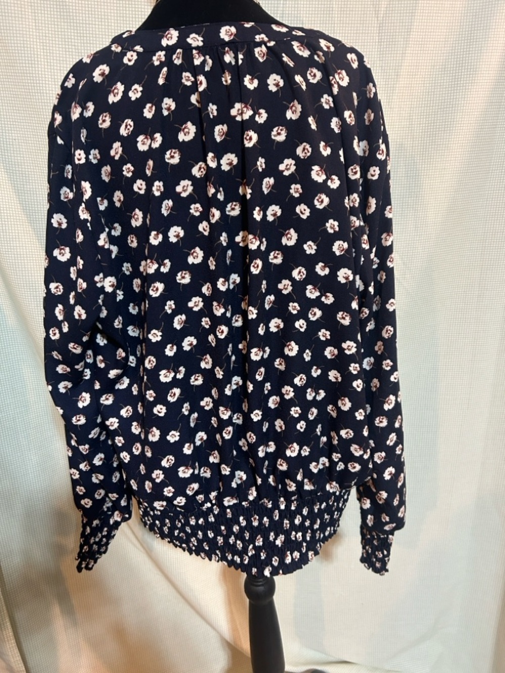Maurices Navy Floral V-Neck Long Sleeve Blouse - Picture 3 of 6